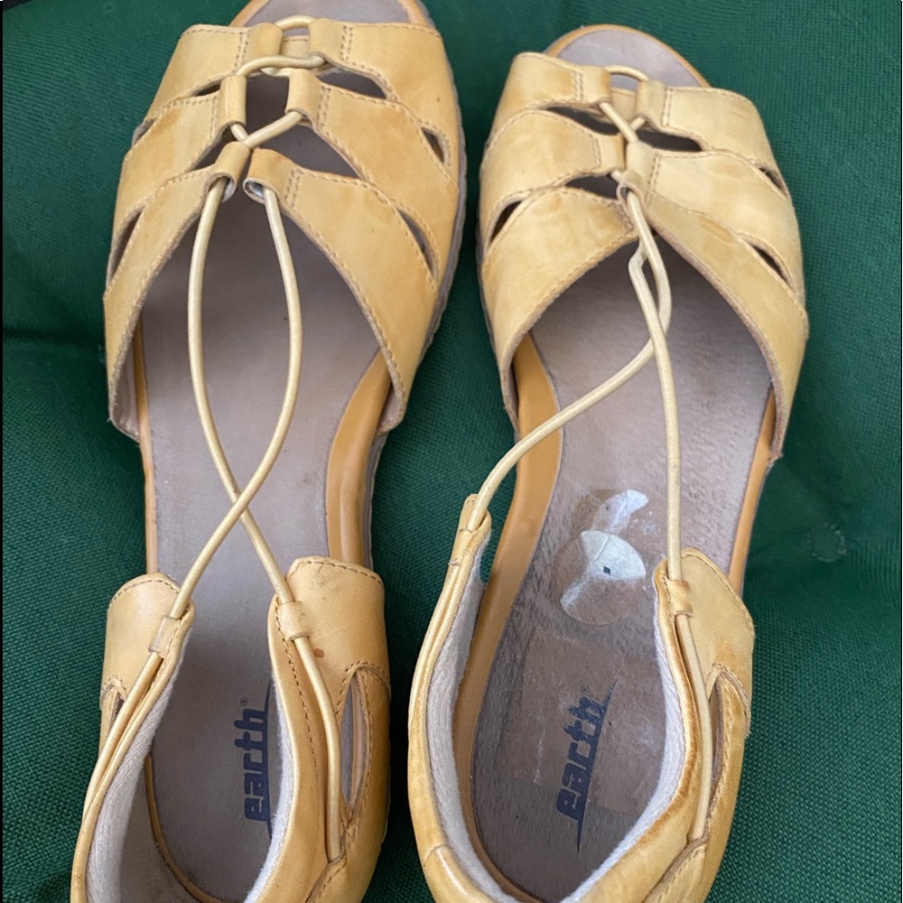COPY - COPY - Earth yellow sandals